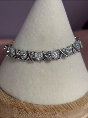 Sparkling Silver Heart & X Link Bracelet - Women Jewelry